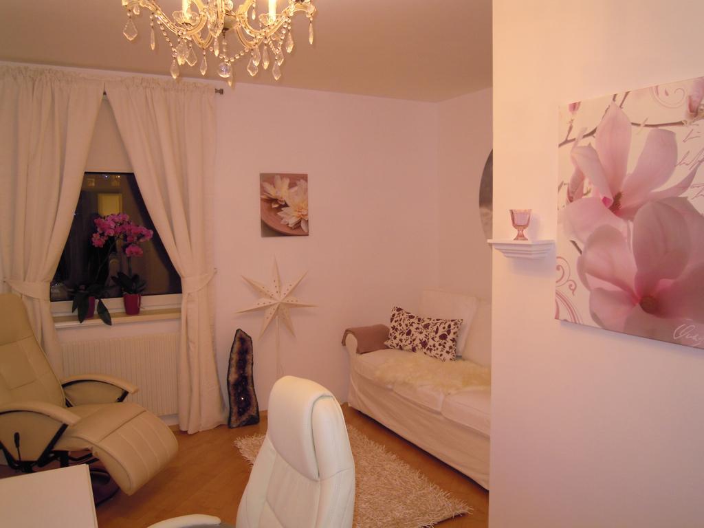 Apartamento Orchidee Wiener Neudorf Exterior foto